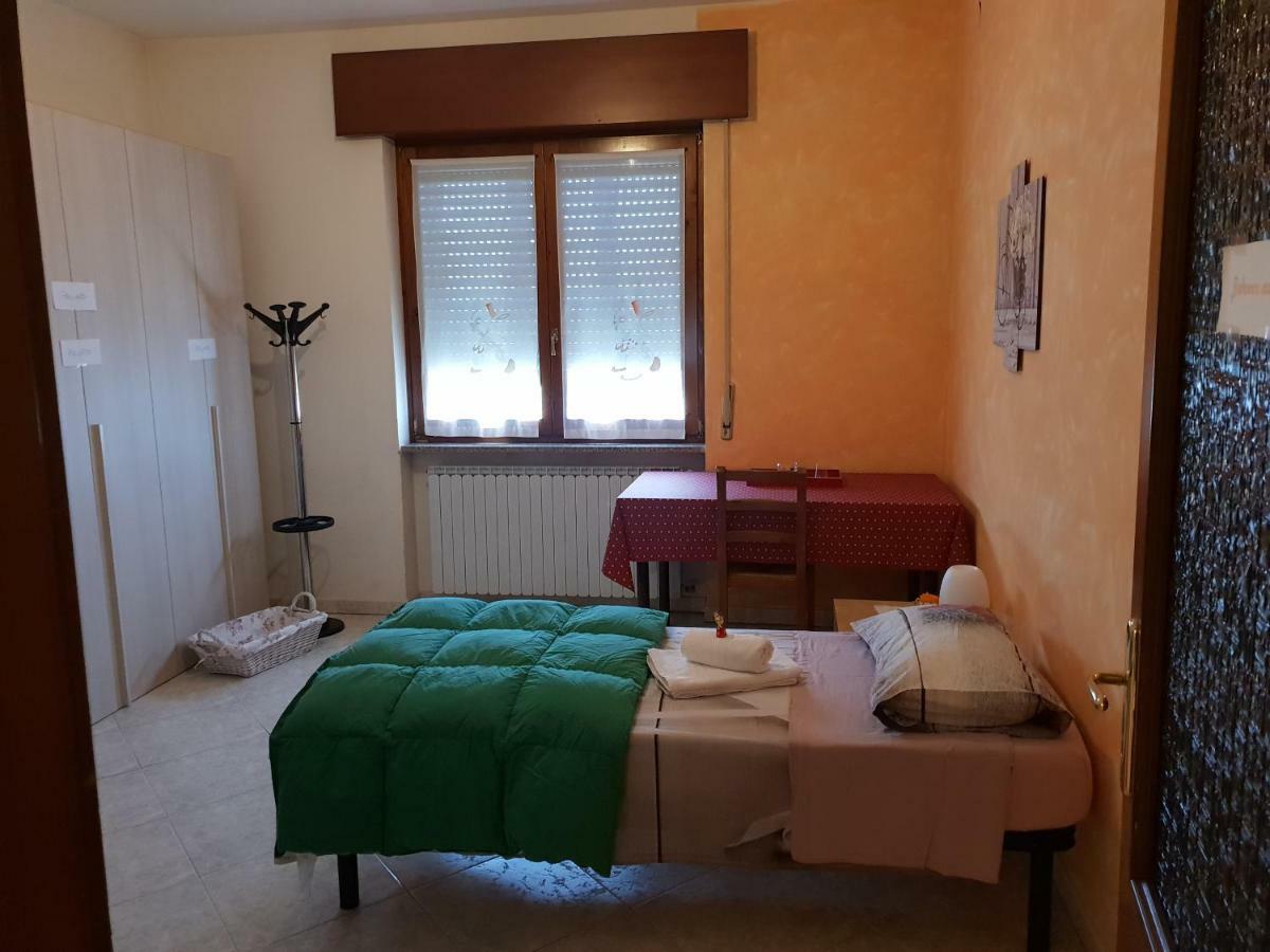 Relax By Marzia Hotel Roverbella Esterno foto